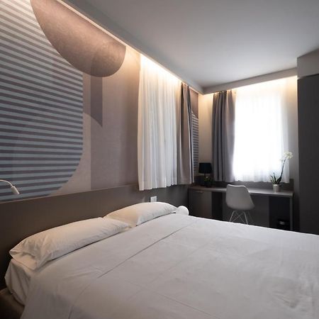 Zeta T Rooms Castellarano Экстерьер фото