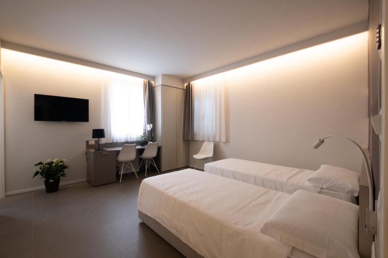 Zeta T Rooms Castellarano Экстерьер фото