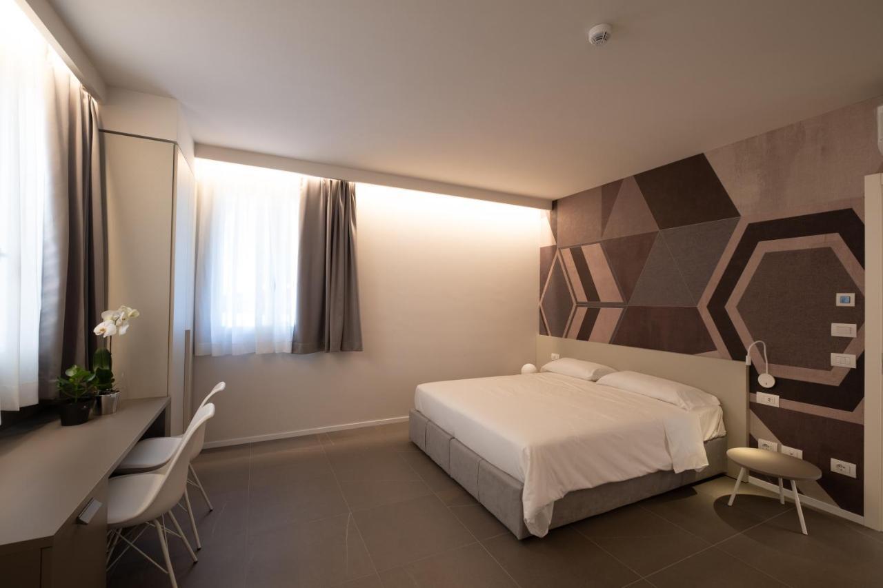 Zeta T Rooms Castellarano Экстерьер фото